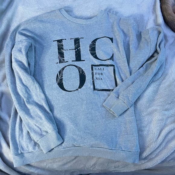 Hollister Crewneck - Picture 1 of 3